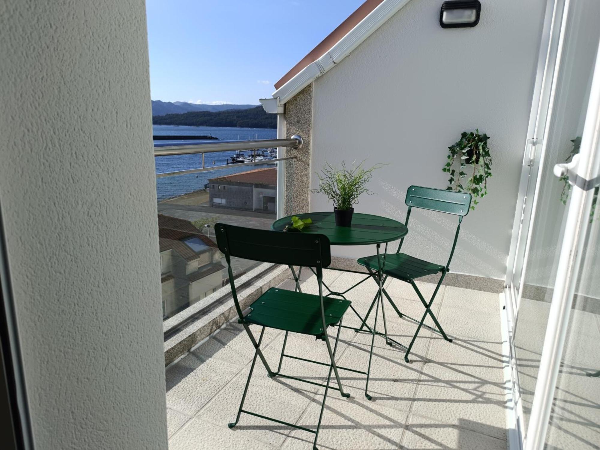 Appartamento Oliveira De Portosín Esterno foto